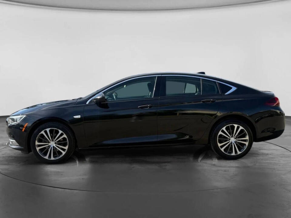 buick regal sportback 2018 W04GM6SX8J1095235 image buick regal sportback 2018 W04GM6SX8J1095235 image